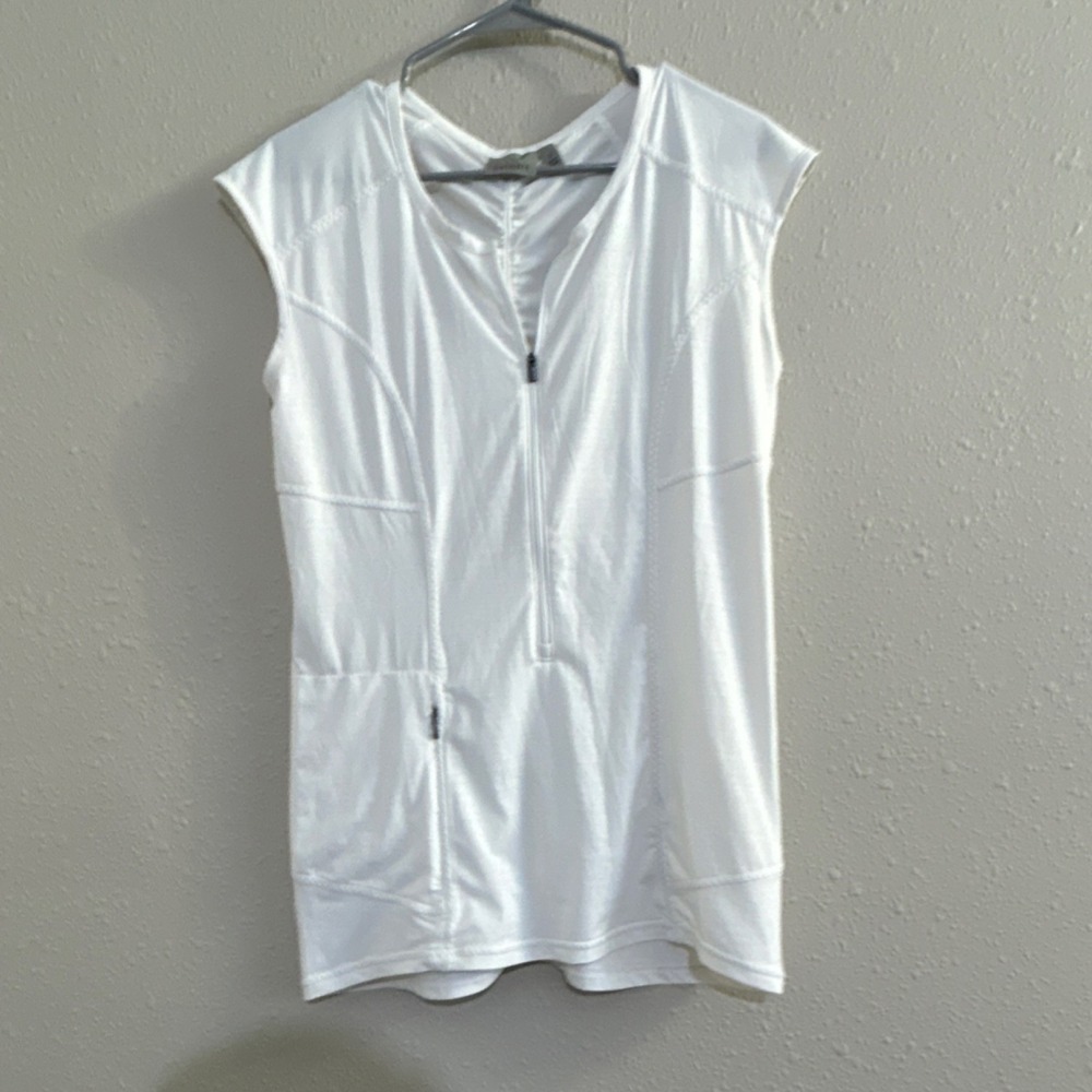Athleta‎ Women's White  Pullover Activewear Top LT Stretch Zip Pocket Gorpcore